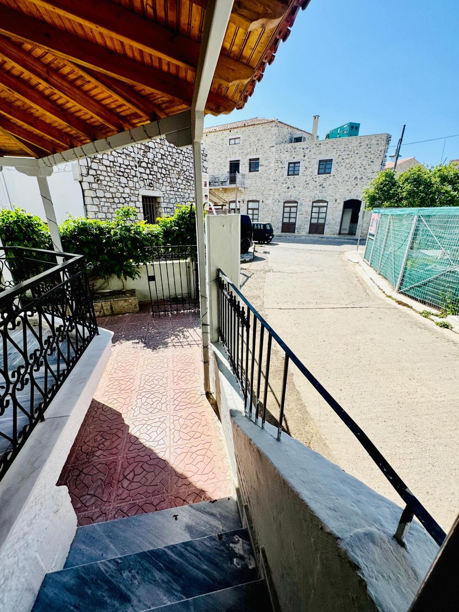Mani Spot Hotel Areópolisz Kültér fotó