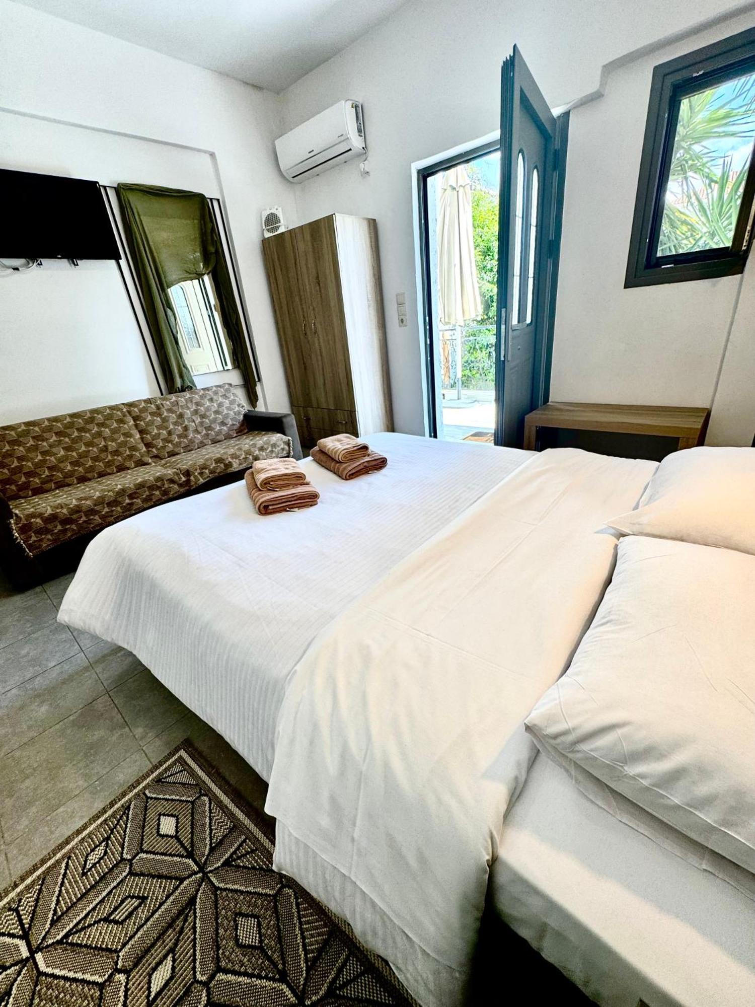 Mani Spot Hotel Areópolisz Kültér fotó