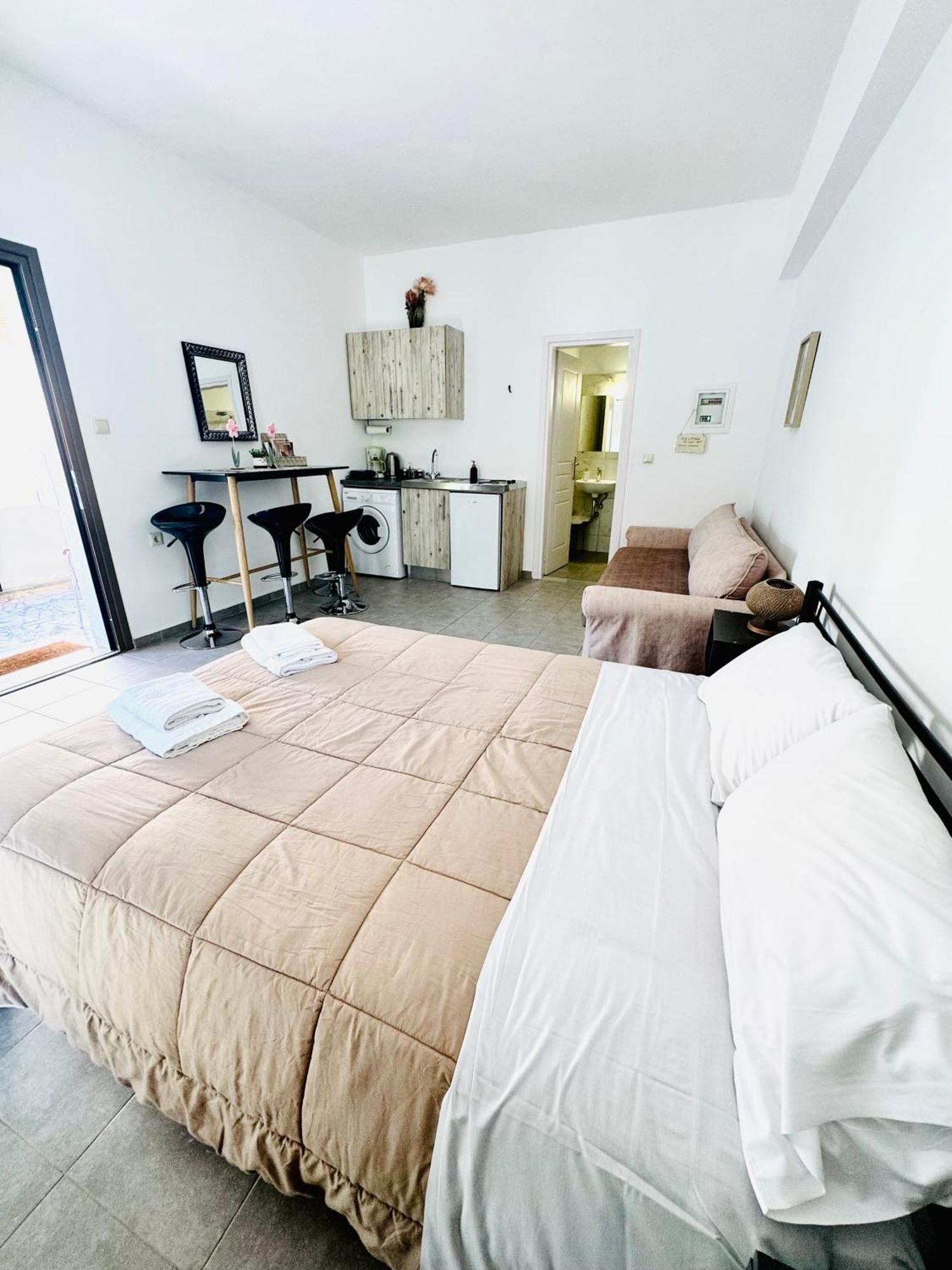 Mani Spot Hotel Areópolisz Kültér fotó